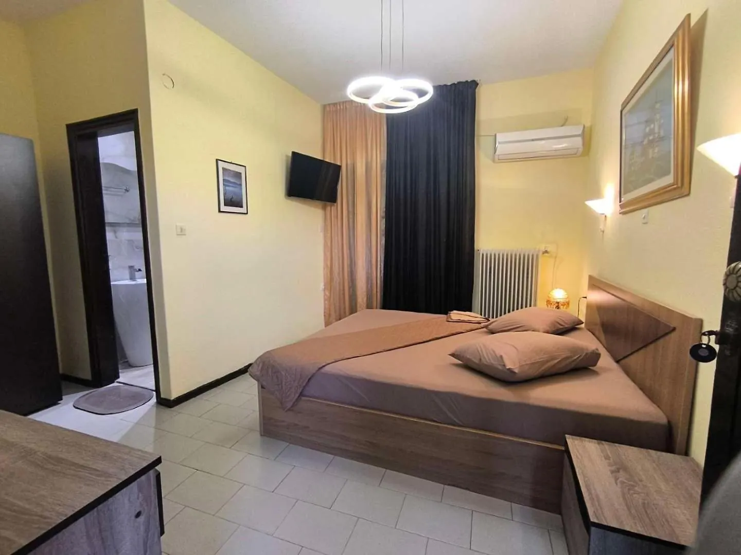 Hotel Petunia نيوس مارماراس اليونان